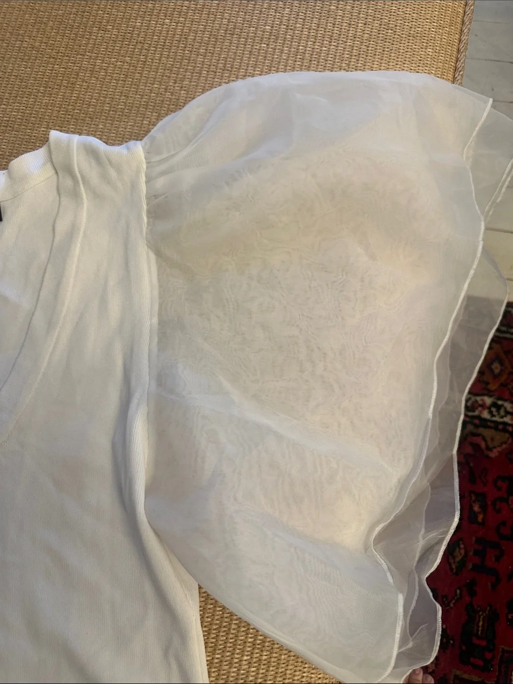 💜#72 Brand new Fashion to Figure White Puff-Sleeve Sheer Blouse - Picture 3 of 5
